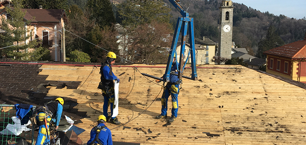 Servicio de aislamiento profesional con Acrobatica: aislar un tejado ya construido