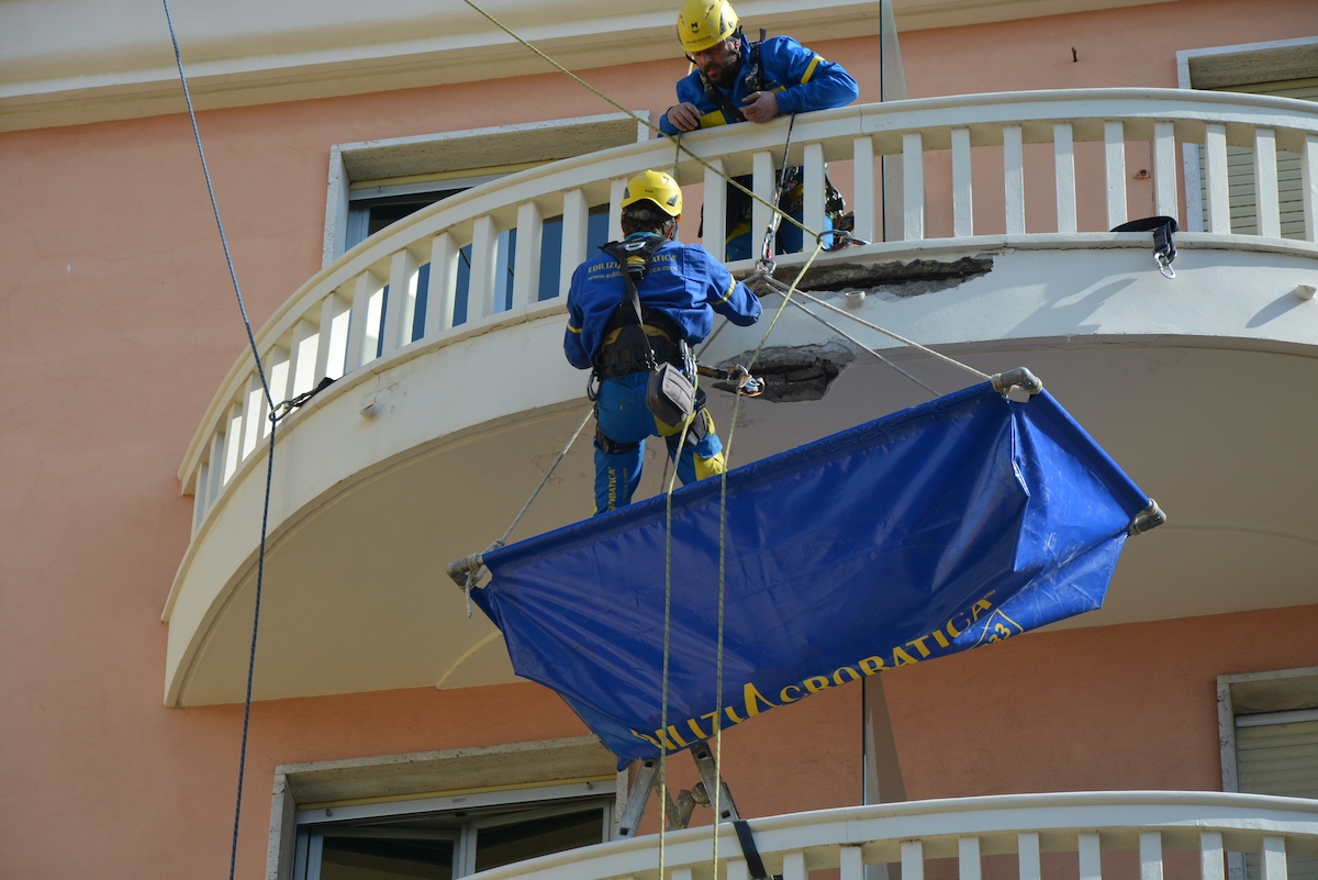 impermeabilizar un balcón con Acrobatica
