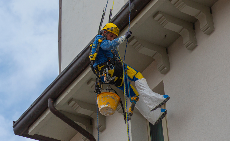 Limpieza en altura profesional: lo que necesitas saber