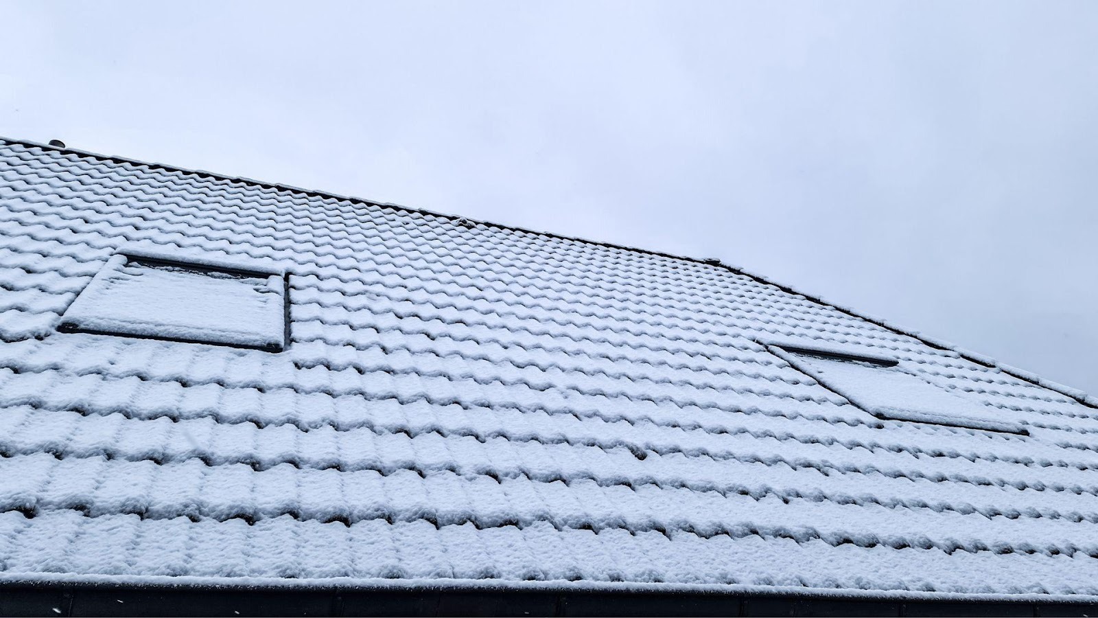 Prueba de estanqueidad en cubiertas: normativa y lo que tienes que saber